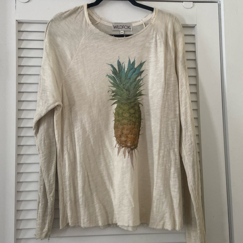 Never worn! Distressed wildfox pineapple shirt